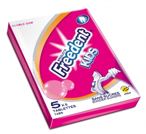 Freedent-5Pack-Sticks-Bubble-Gum-3D