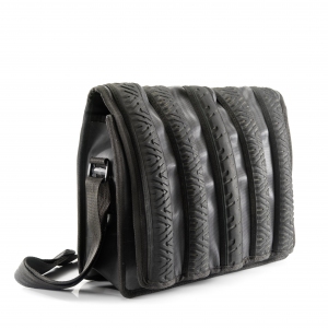 1124100_Sac_Messenger_Bob1