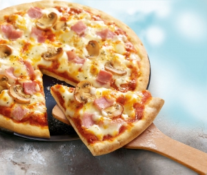 Pizza_jambon_champignon_mozarella