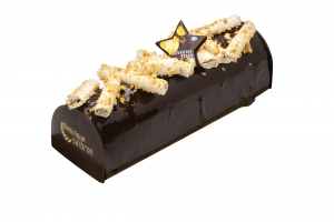 Buche_caramel_beurre_sale_et_cacahuetes