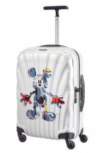 Cosmo_disney_Upr55_front34