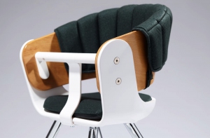 iCandy-Mi-Chair-close-up-Green-Retouched