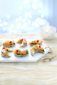 Toastlune_ceviche_de_saumon_fume_de_Norvege_poire_creme_de_cresson
