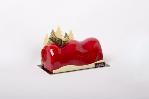 Buche_fuits_rouge_a_La_Grande_Epicerie_de_Paris