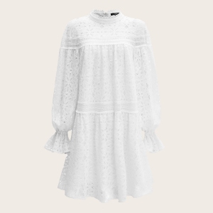 ROBE_WHITE_MOTF