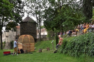 Fete_du_chateau_concerts_Sekou_Trio_Farkoner1_Chateau_de_Goutelas