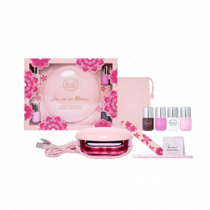 LE_MINI_MACARON_Coffret_La_vie_en_Bloom_6499_-_EMBARGO_5_NOV