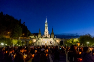 Procession_2016_HD_6_P.Vincent-OT_Lourdes