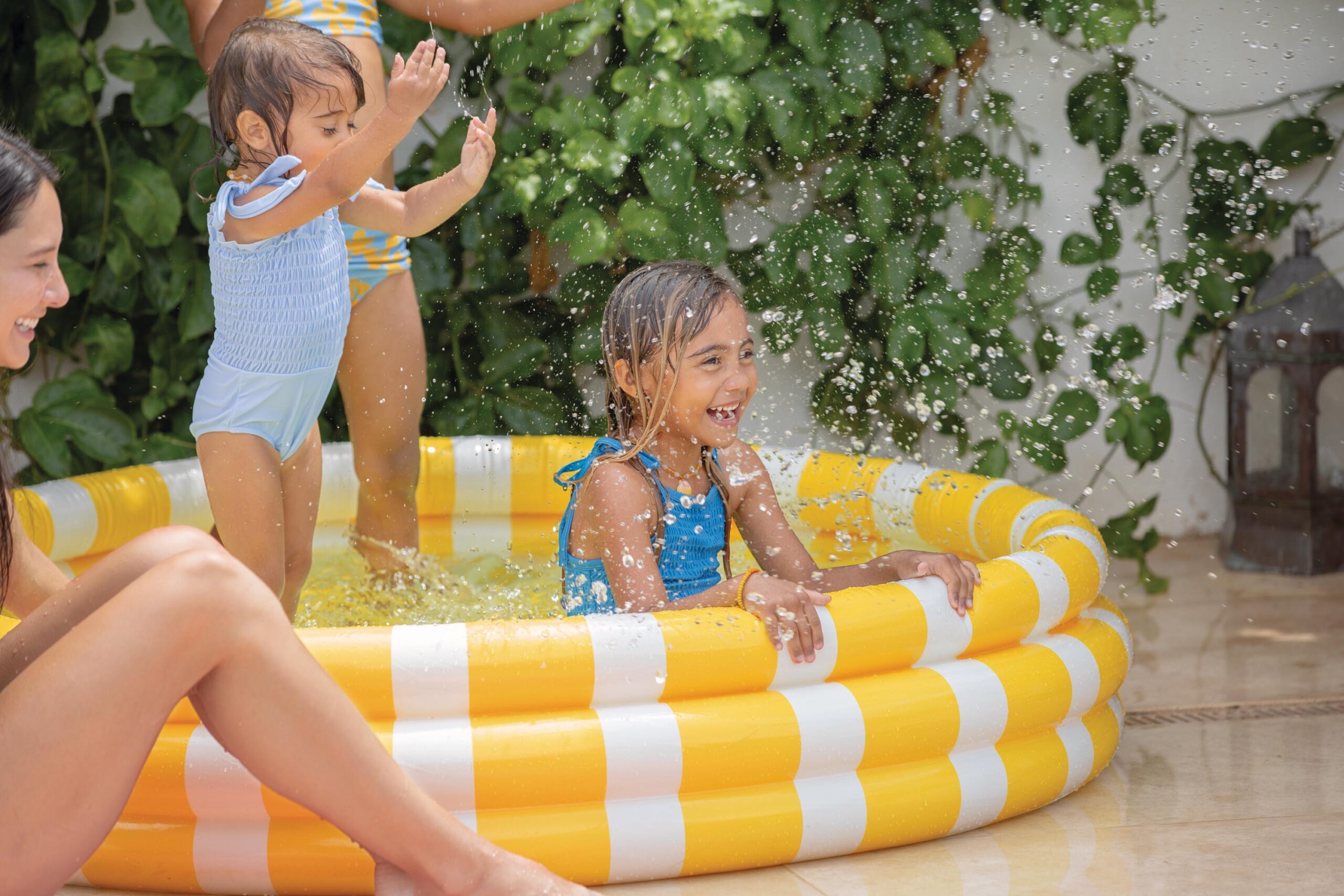 Piscinette Intex en forme de rondelle de citron